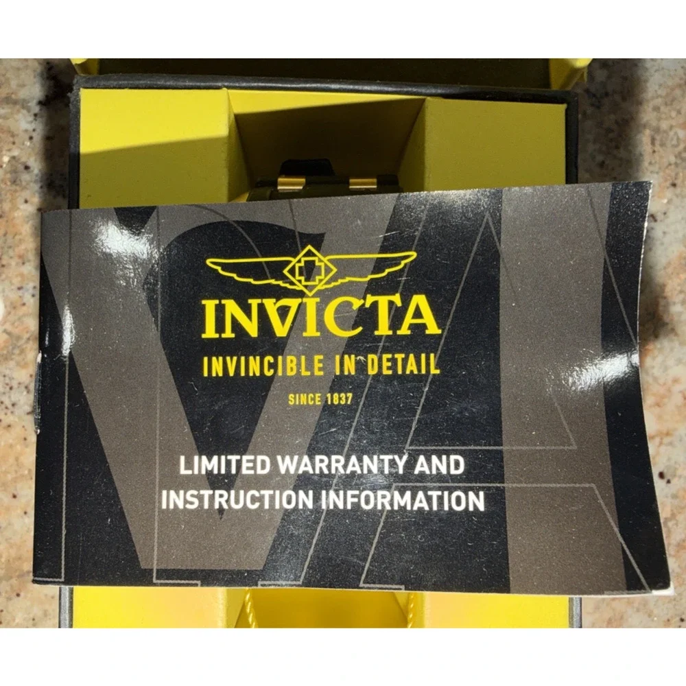 Invicta 17884 Pro Diver Chronograph Watch